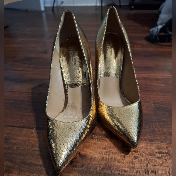🔥Michael Kors Gold Heels. Runway Collection. Made In Italy! $2,000.00 Shoes!! - Picture 2 of 11